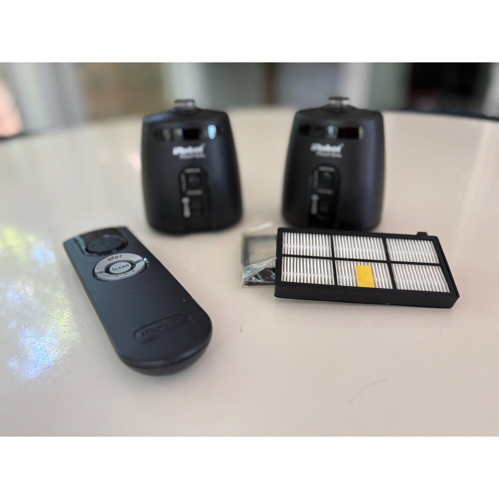 iRobot Roomba Lighthouse Virtual Wall Barriers + Remote + Filter Lot 81002